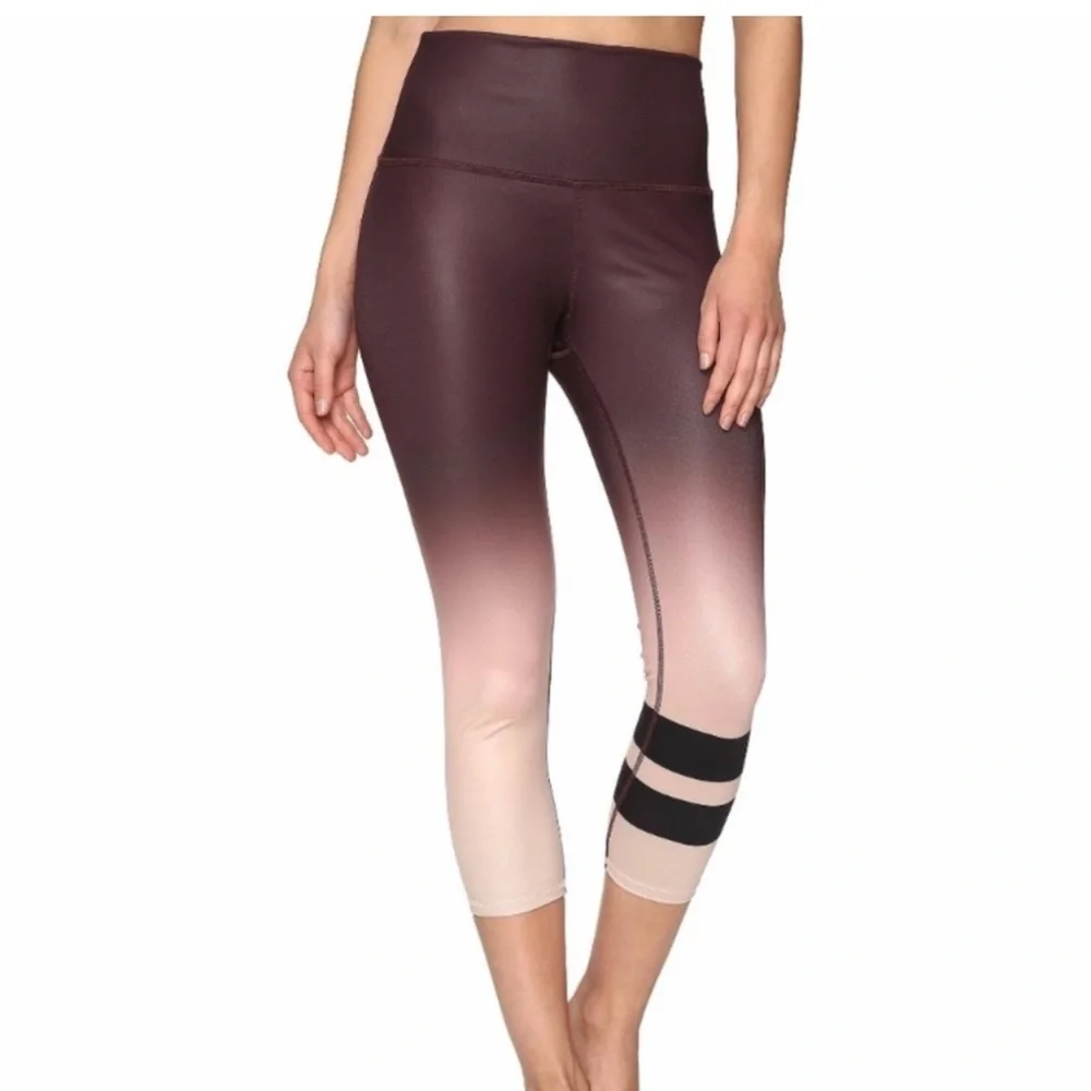 Alo Yoga high waist airbrush capri leggings